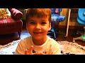 «Папарацци накинулось!»: Максим Галкин записал на видео, как играют его звёздные дети