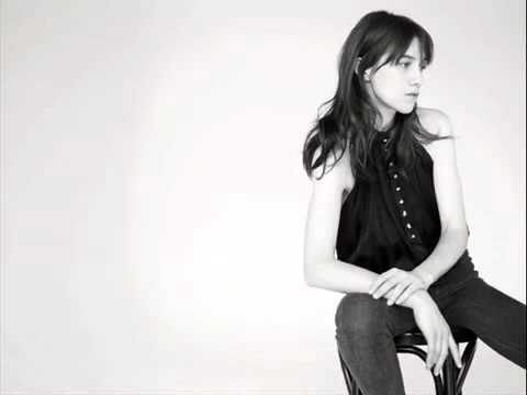 Guarda Charlotte Gainsbourg-In the end su YouTube Guarda Charlotte Gainsbourg-In the end su YouTube