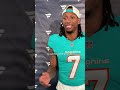 Jaws theme music is wild 🦈 😂 @MiamiDolphins @NFL @nflpa