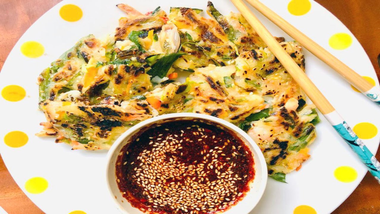 Korean Vegetable pancakes | How to make Crispy Pancakes 