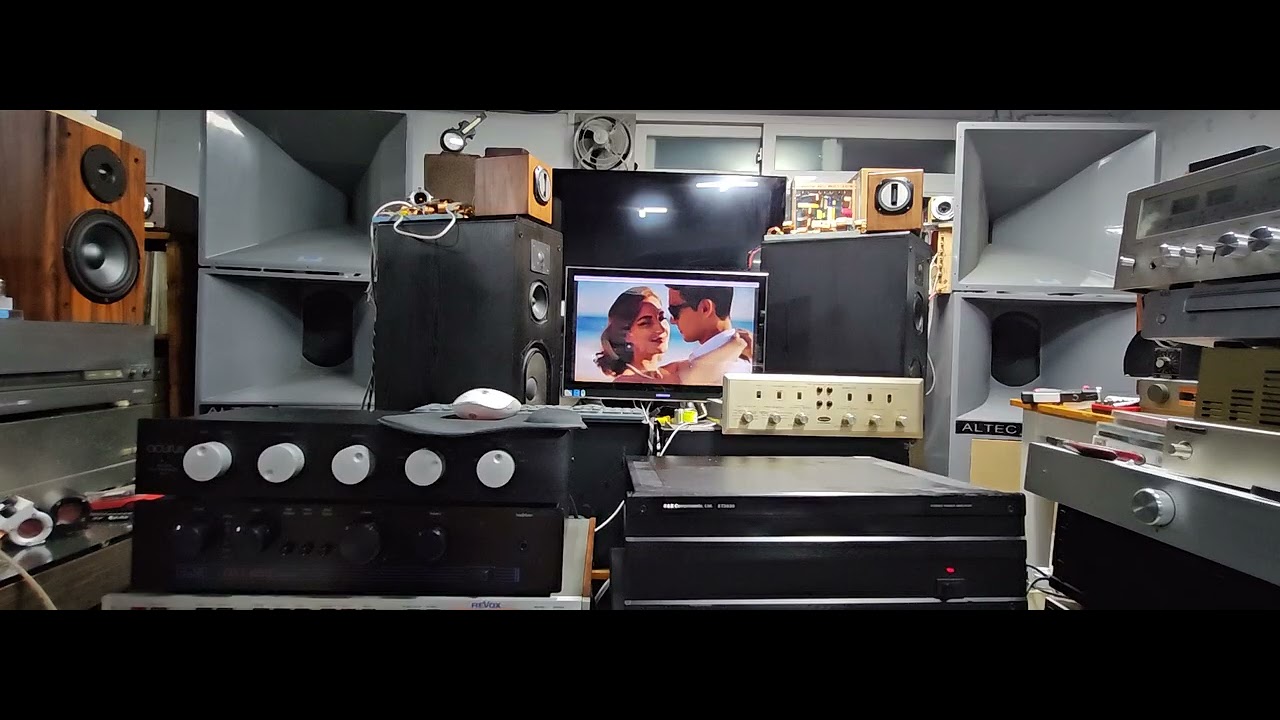 1970년대 빈티지 사랑노래 빈티지 스피커  알텍 극장용 스피커를 패시브 네트워크 고차필터로 교체  홈하이파이 음악으로  청음기 티알 파워앰프 BK st3030  프리앰프 