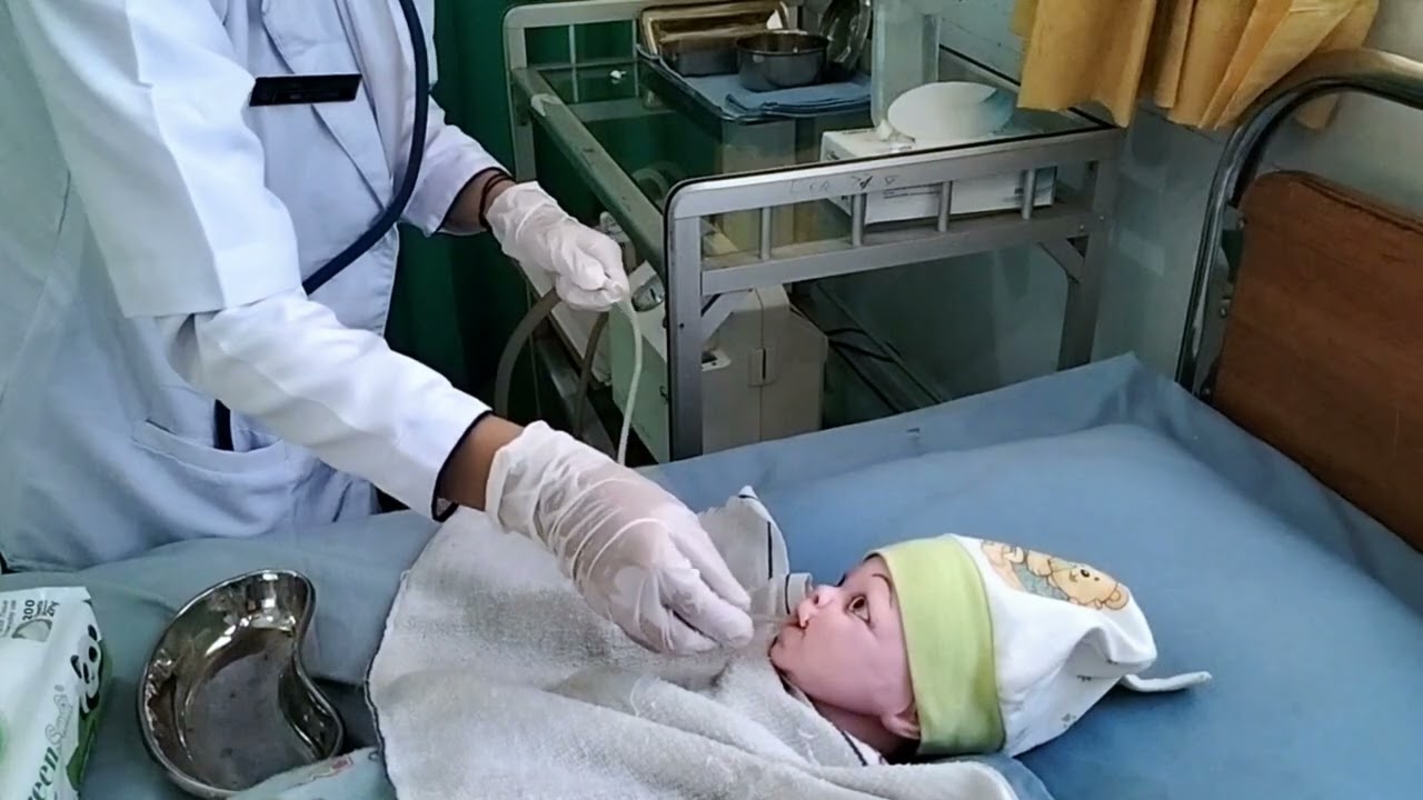 TINDAKAN SUCTION PADA BAYI KELOMPOK 5