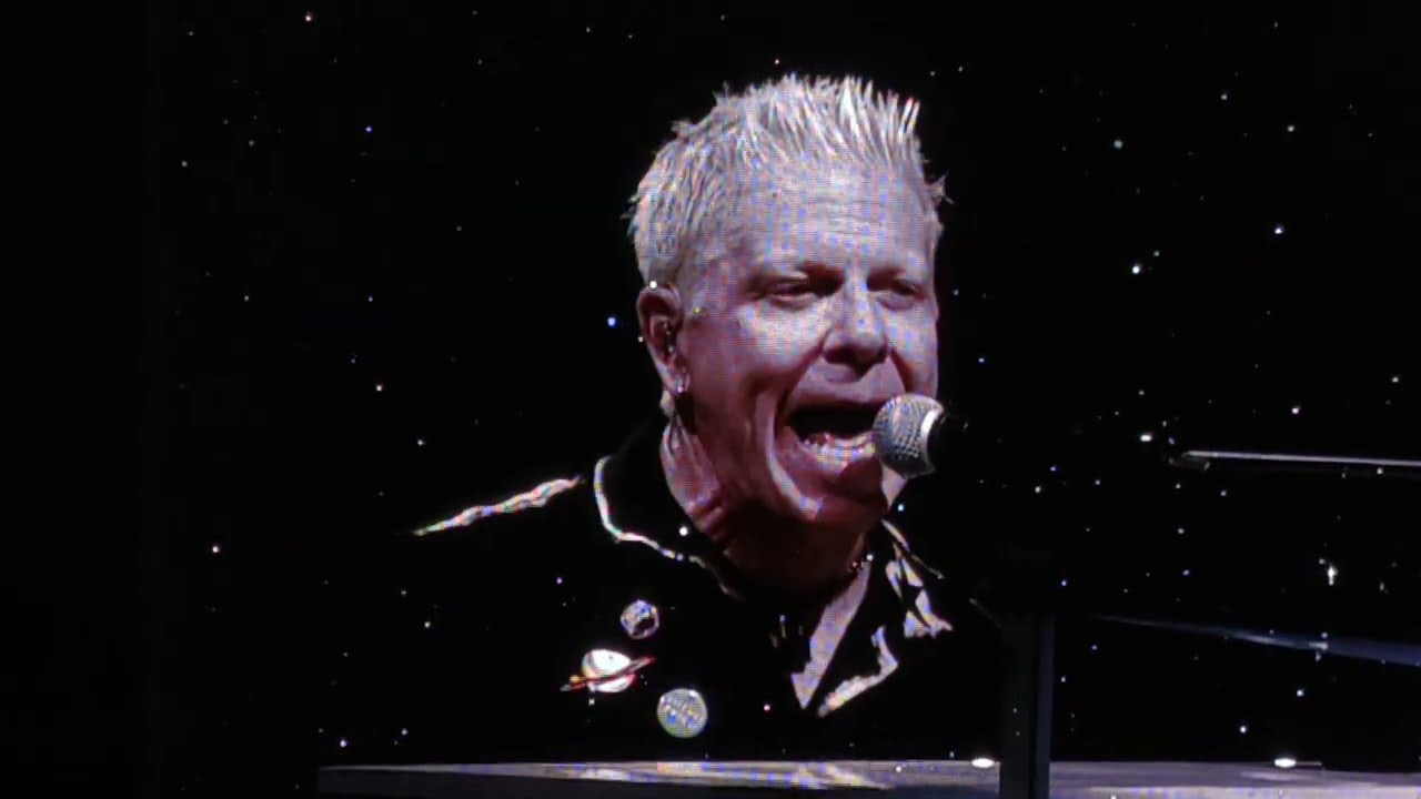 The Offspring - Gone Away (Live in St Louis 08-17-2025)