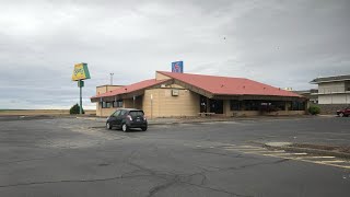 Abandoned Shari’s Restaurant - Pendleton, OR