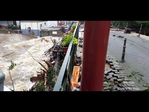 Video: Überschwemmungen In Fernost: Beginn Der Apokalypse?