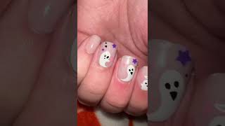 Spooky Ghostie Nails for Halloween! Get yours now! #impressnails