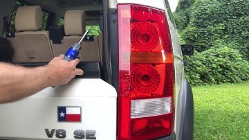 Brake Light Bulb and Turn Signal install on Land Rover LR3 - replacing burned out bulbs