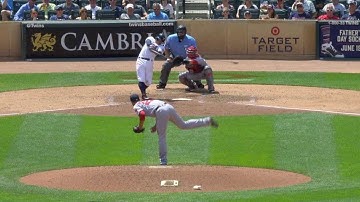 BOS@MIN: Escobar comes through with a key single