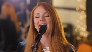 Lena Katina (t.A.T.u.) - 'Ya Soshla S Uma' Live @ AvtoRadio (Acoustic)