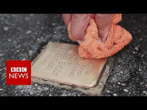 Preserving the memory of Holocaust victims - BBC News
