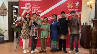 SAYA BERNYANYI UNTUK MEMERIAHKAN HARI KEMERDEKAAN INDONESIA DI CHINA