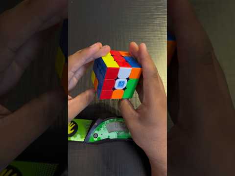 Rubik’s Cube Solve in 3 Seconds 😱 #shorts