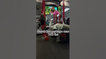 Benching the Minecraft actors weight 👀 #benchpress #minecraft #minecraftmovie #chickenjockey #gym