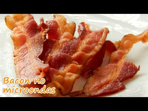 Bacon crocante e sequinho feito no microondas