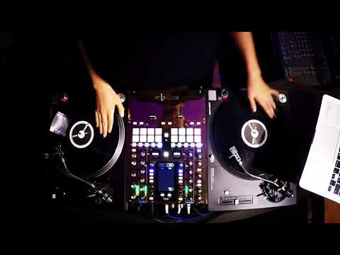 DJ RENA 1 minute 2017DMC Champion routine