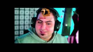 La Chat Impazzisce Mentre Lyon Cerca Di Dire Tutti I Nomi Dei Fan In Live