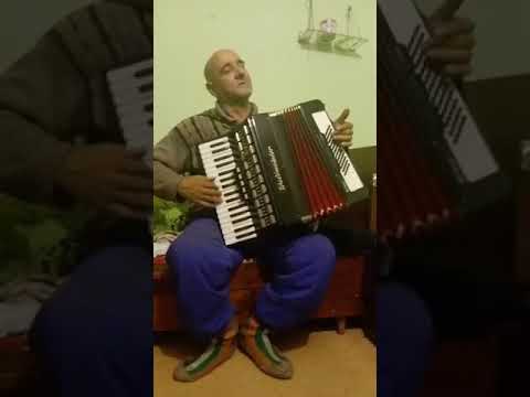 Съби Дъбев звънец звъни