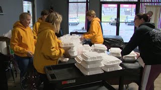 Lions Club and local diner team up to serve Thanksgiving meals to the community