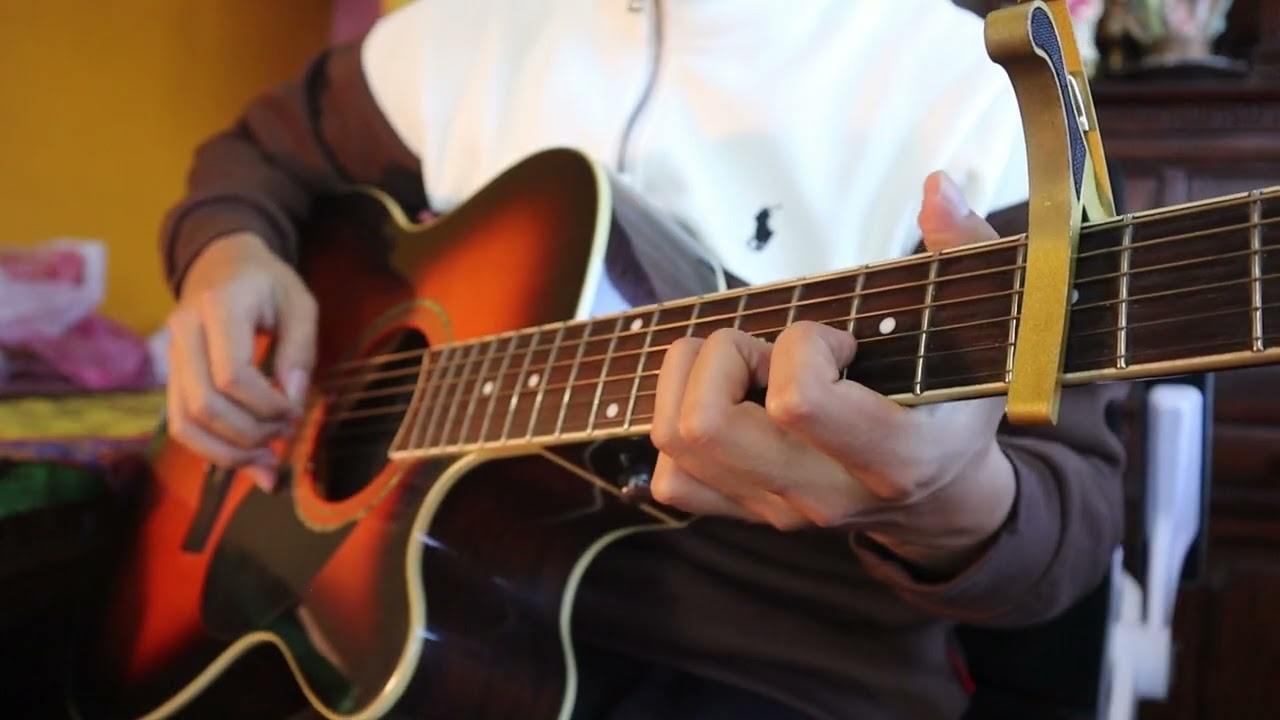 Bhailini Aayo Aagana - Fingerstyle Guitar Cover