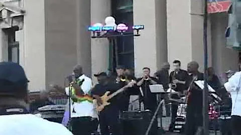 Brock Walker & the EWF Tribute Band / In The Stone