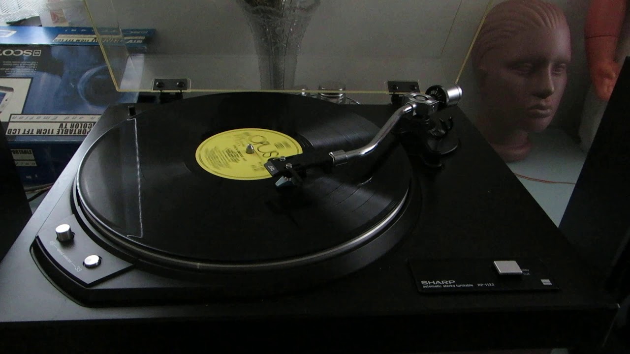 Sharp RP-1122H, gramofón - YouTube