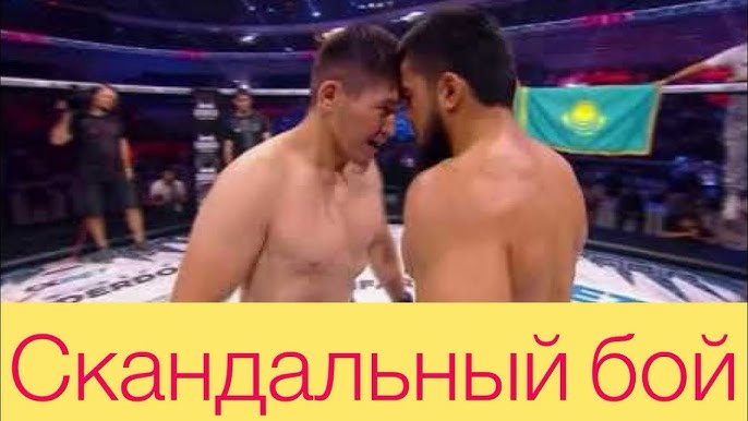 Yalangoch yigitlar boks oynashmoqda