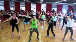 Sigueme y Te Sigo - Daddy Yankee - Cristian Gutiérrez Zumba