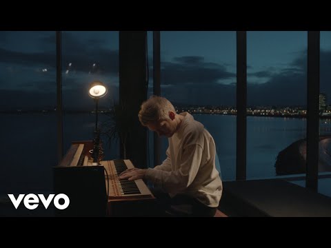 Ólafur Arnalds - saman (Sunrise Session II / Performance Video)