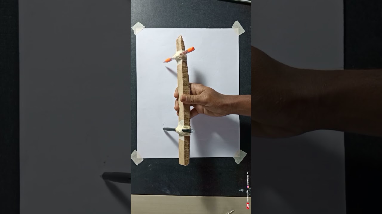 Two different drawing at a same time 😃 