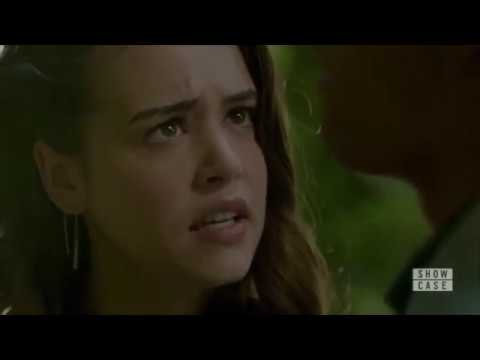 Legacies 1x04 Josie Calms Down Rafael