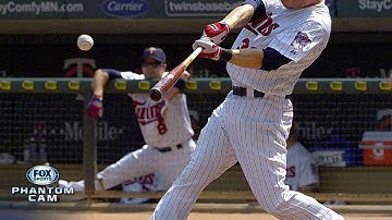 Morneau hammers a two-run shot to right