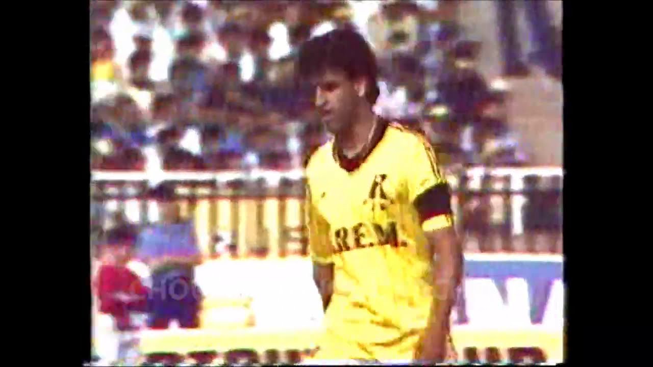 USM Harrach 1 - JS Bordj Menail 0 (Finale coupe d'Algérie 1987) Part 1
