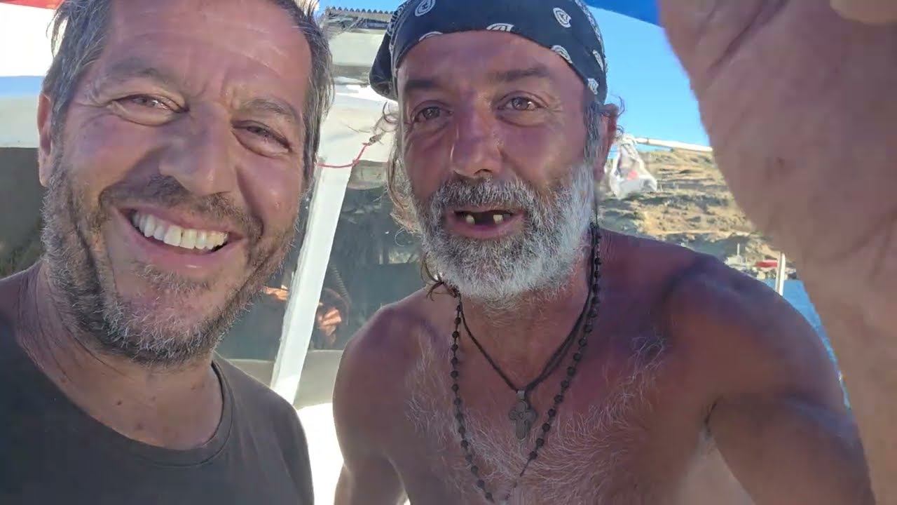 Πρώτη κουβέντα θα κάτσεις να φάμε μαζί  Απλοί ωραίοι άνθρωποι που όταν τους ρωτάς απαντάνε ο Θεός 