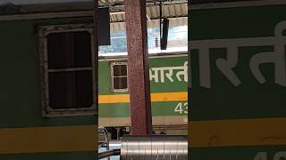 #pune #railway #akurdi #station #indian#railway #trending #automobile #ytshorts#travel #shortsfeed
