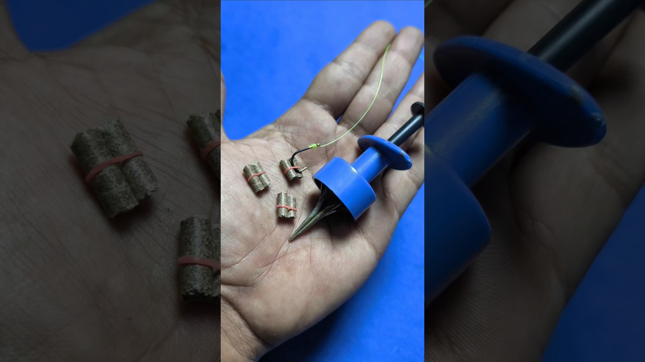 How To Put Fishing Bait 