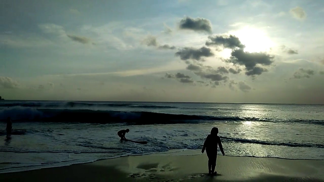 Suasana pantai Dreamland di sore hari YouTube