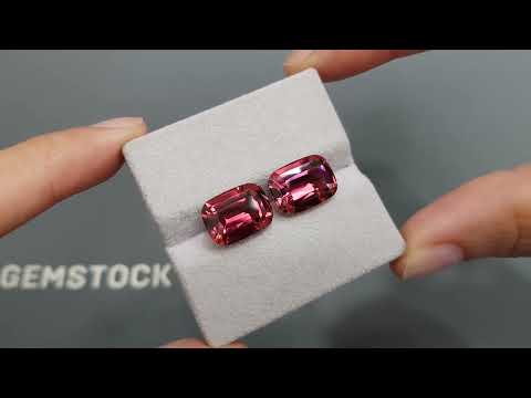 Pair of intense red rubellites in cushion cut 14.02 carats, Nigeria Video  № 3