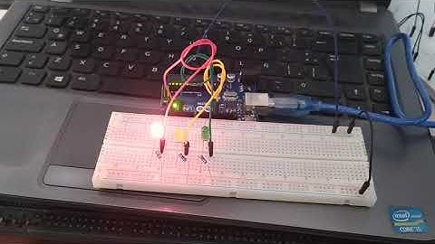 Semáforo con 3 condiciones y comunicación monitor serial Arduino-uno
