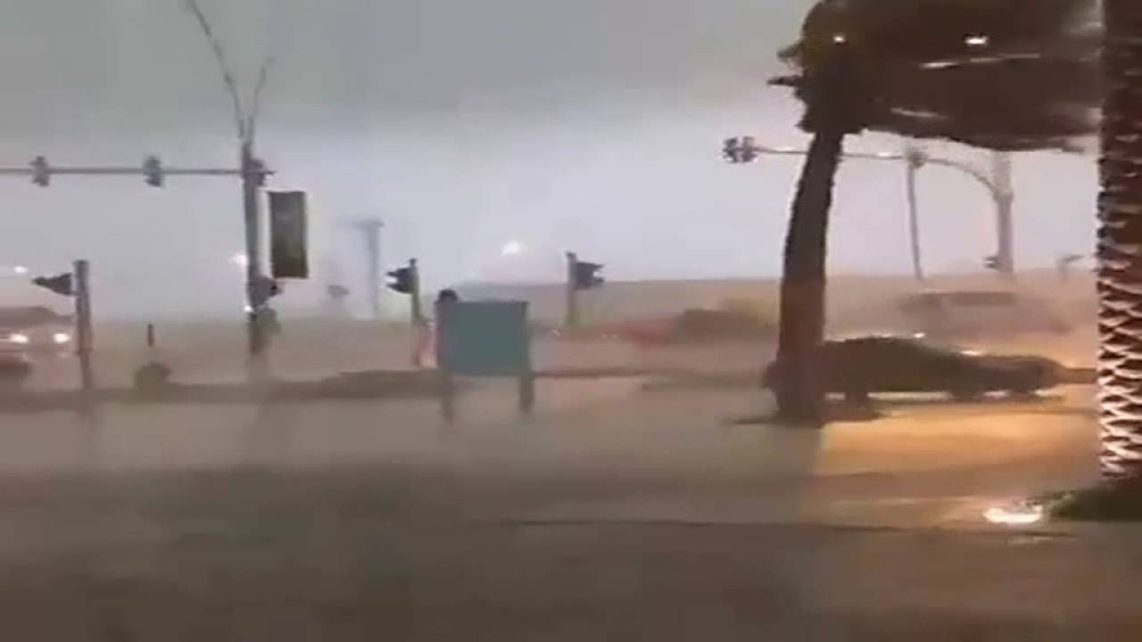 Storm In Dubai YouTube