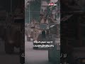 نازحون يعودون إلى قراهم ملوّحين بالعلم الإيراني!