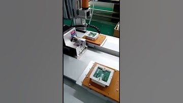 Lock the screws quickly and firmly with automatic screw locking machine.