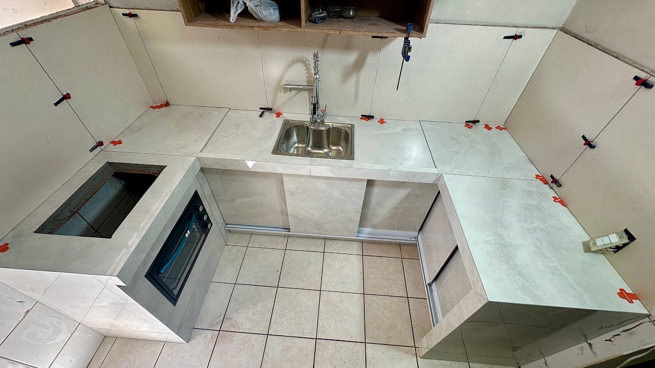 Cozinha planejada do futuro, inteira de piso 