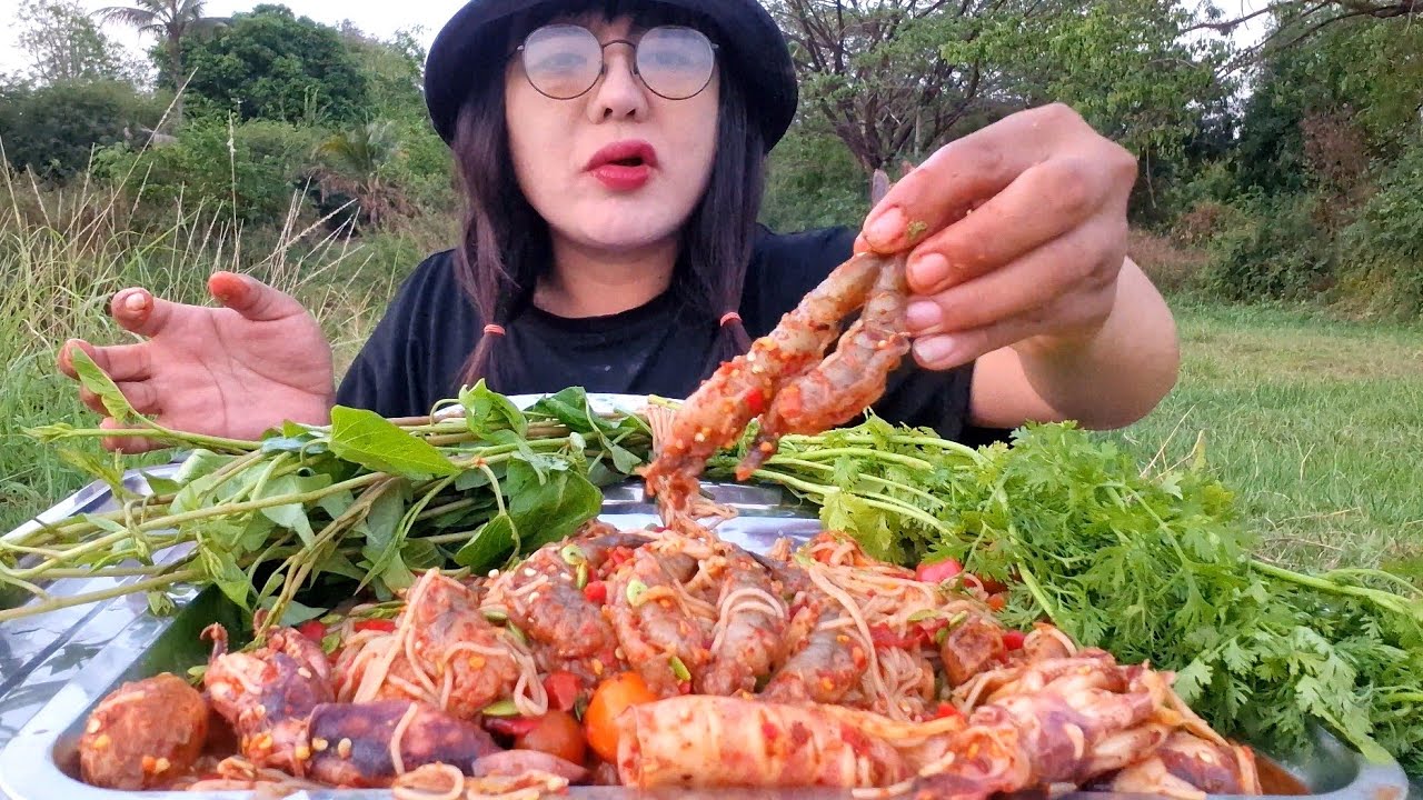 ตำซั่วกุ้งสดปลาหมึกเผ็ดเดือด