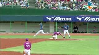 20130810 CPBL 猿VS犀牛 3上 謝炫任宊襲短打跑出內野安打