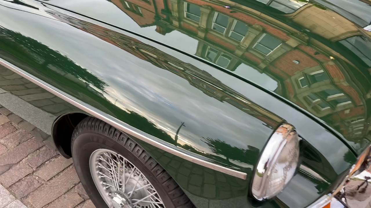 Perfect 1965 MGB Roadster 4K HD walk around video 2020