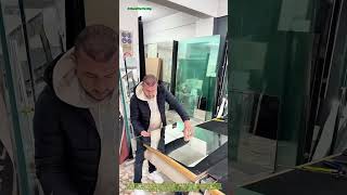 Glas schneiden mit einem Glasschneider