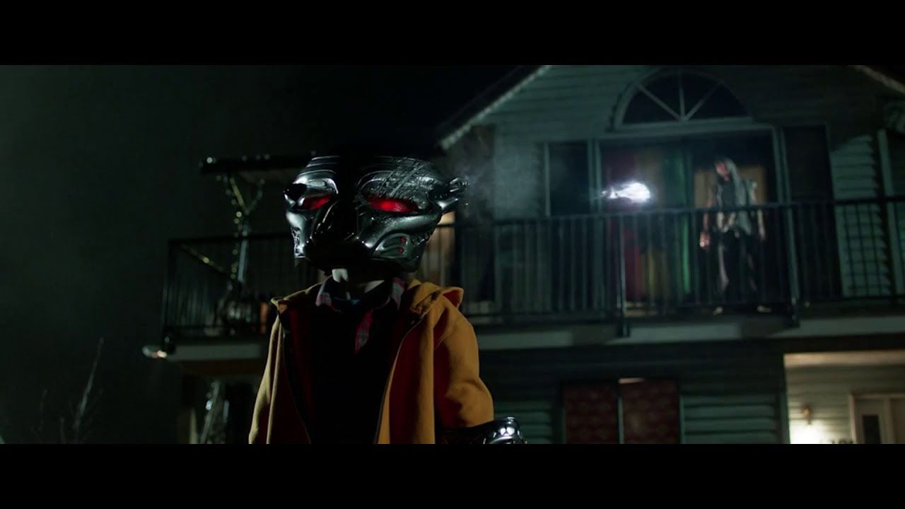 Halloween Surprise Scene - The Predator (2018) HD