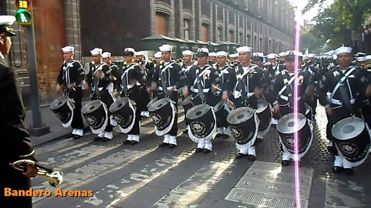 Banda de guerra del cuartel de alto mando de la armada de México 