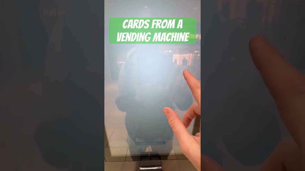 Buying Sports Cards From a Topps Fan Stand Vending Machine #thehobby, #tradingcards #garbagepailkids