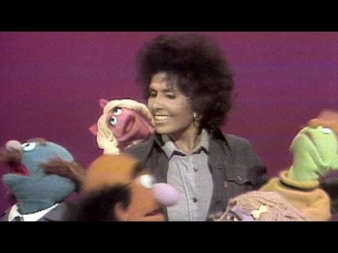 Sesame Street Classics - Lena Horne Sings the Alphabet Song